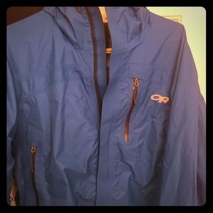 Lightweight rain jacket